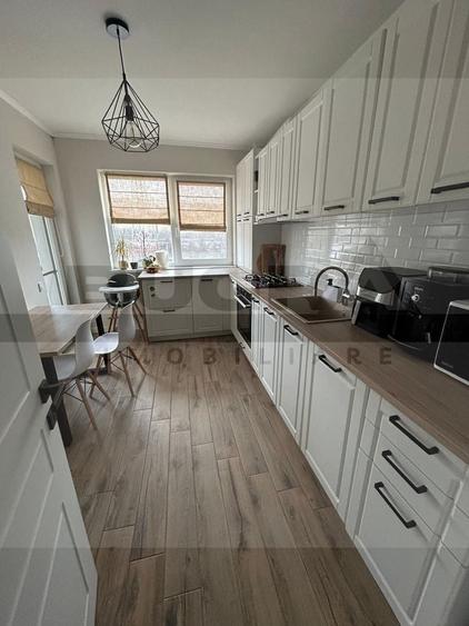 Apartament cu 3 camere decomandat, mobilat în Apahida