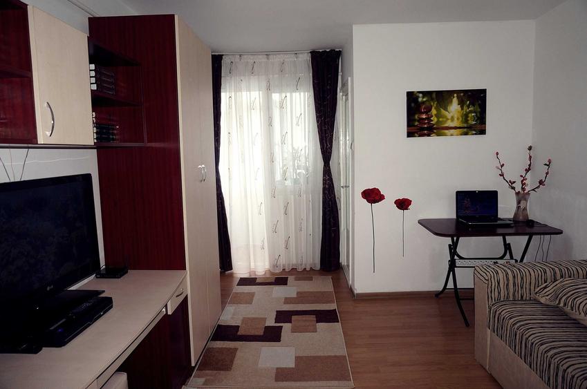 Garsonieră decomandată în Alexandru cel Bun