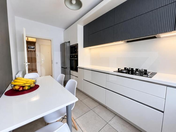 Apartament cu 3 camere decomandat, mobilat în Avantgarden