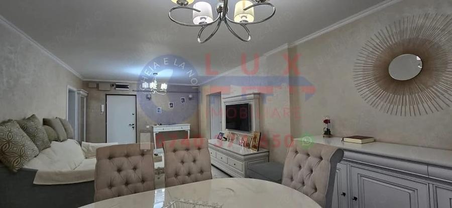 Apartament cu 3 camere decomandat în Ultracentral
