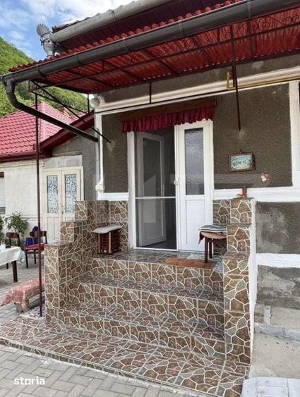 Casă cu 3 camere cu Teren 400 Mp în Central