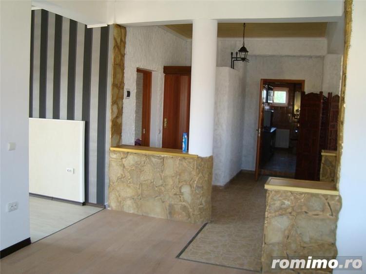 Casă cu 11 camere cu Teren 633 Mp în Clinceni