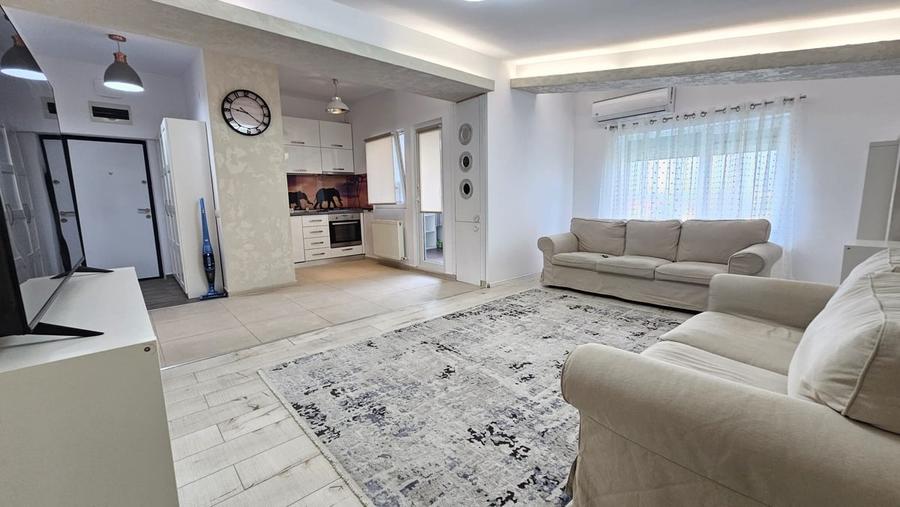 Apartament cu 3 camere decomandat în 1 Decembrie 1918