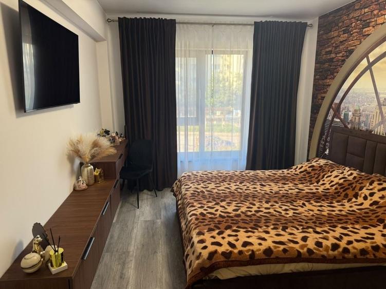 Apartament cu 2 camere decomandat în Central