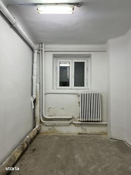 Spațiu comercial, de 125 mp, în Gruia