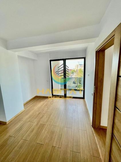Apartament cu 2 camere semidecomandat în Apărătorii Patriei