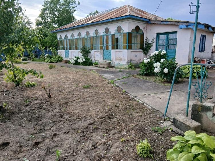 Casă cu 4 camere în Central