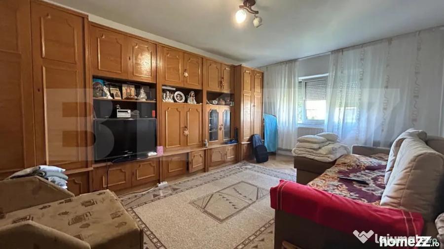 Apartament 2 camere, decomandat, Nufarul - 4
