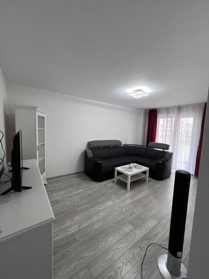 Apartament cu 2 camere decomandat în Exterior Vest
