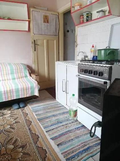 Casă cu 2 camere cu Teren 506 Mp în Plopi