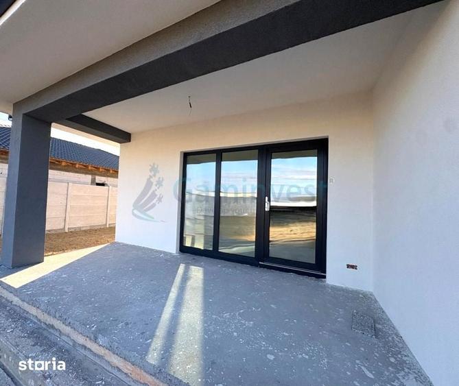 Casă cu 4 camere cu Teren 553 Mp în Sântandrei