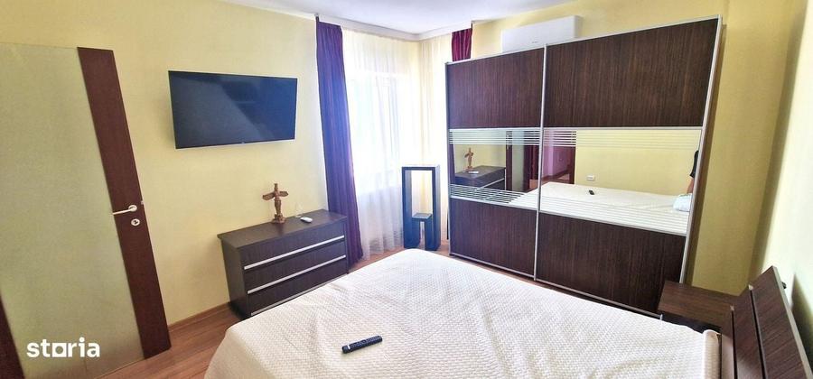 Apartament cu 3 camere în Faleza Nord