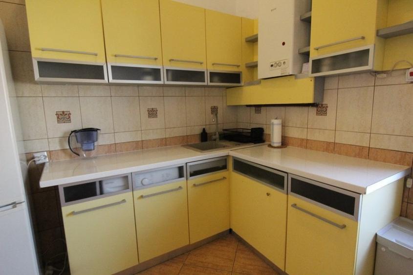 Casă cu 3 camere în Beller