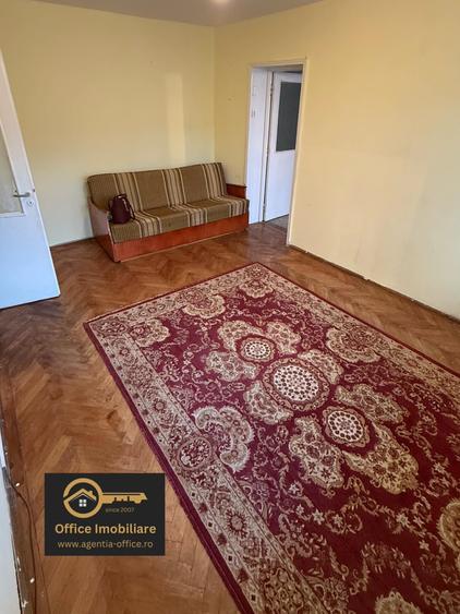 Apartament cu 2 camere semidecomandat în Săsar