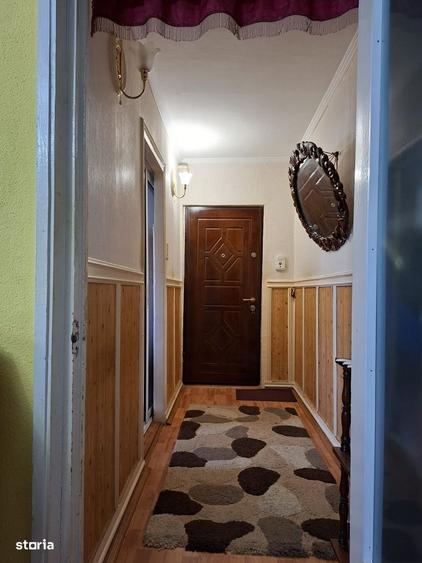 Apartament cu 2 camere semidecomandat în Prundu