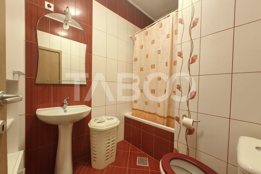 Apartament cu 3 camere decomandat, mobilat în Ultracentral