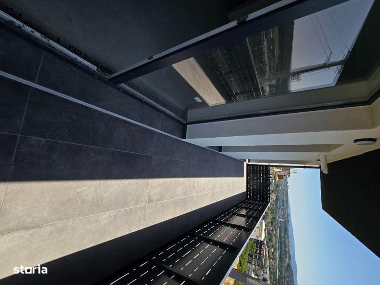 Apartament cu 3 camere decomandat în Baciu