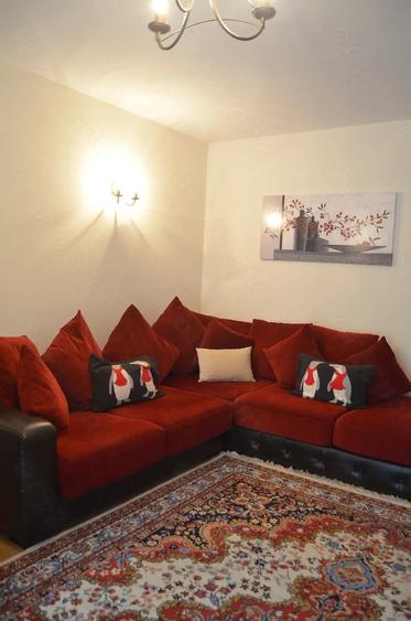 Casă cu 1 camere cu Teren 1627 Mp în Poiana
