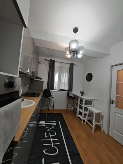 Duplex cu 4 camere cu Canalizare în Prelungirea Ghencea