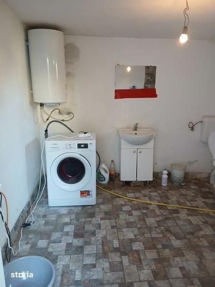 Casă cu 2 camere cu Teren 550 Mp în Central