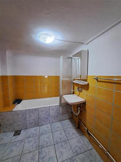 Casă individuală cu 2 camere cu Canalizare în Gheorgheni