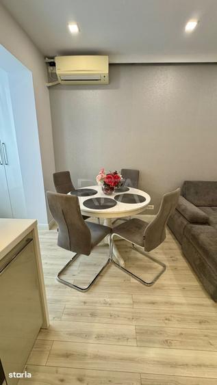 Apartament cu 3 camere decomandat în Ozana