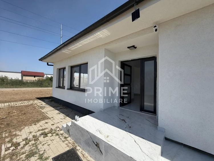 Casa individuala | 3 camere | 2 bai | 100 MP - 600 MP TEREN | Kaufland-Cetate - 3