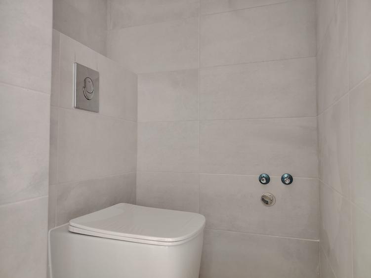 Apartament cu 3 camere nedecomandat în Central