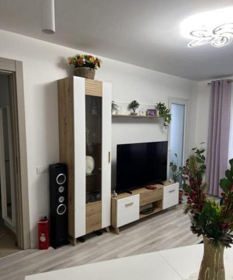 Apartament cu 2 camere decomandat, mobilat în 1 Decembrie 1918