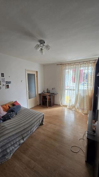 Apartament cu 2 camere semidecomandat în Drumul Taberei