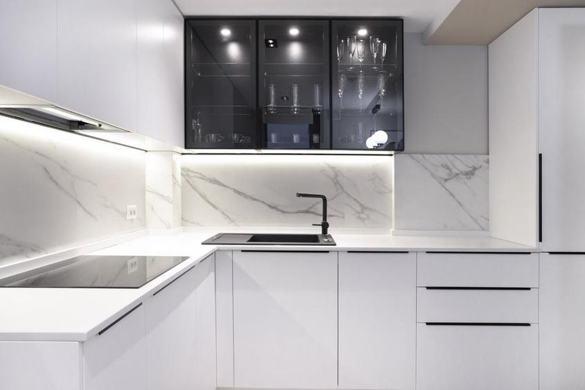 Apartament cu 3 camere decomandat în Șoseaua Nordului