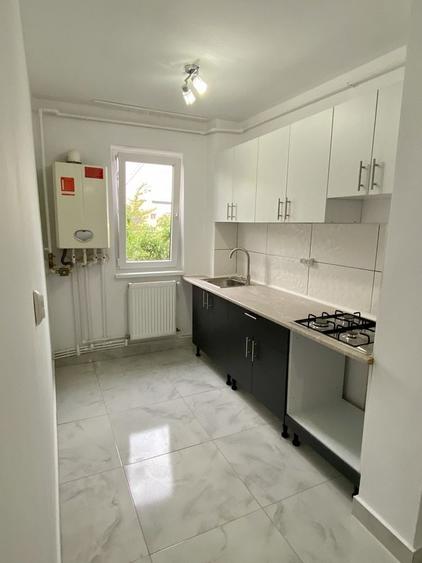 Apartament cu 2 camere semidecomandat în Deve