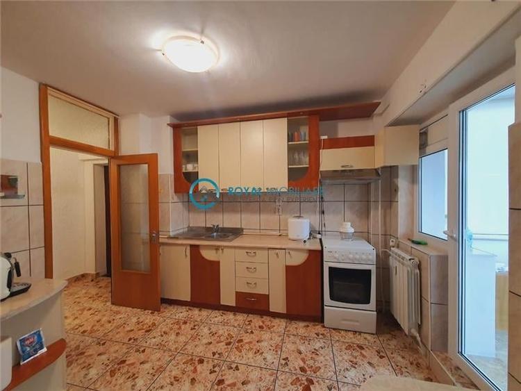Apartament cu 2 camere decomandat, mobilat în Ultracentral