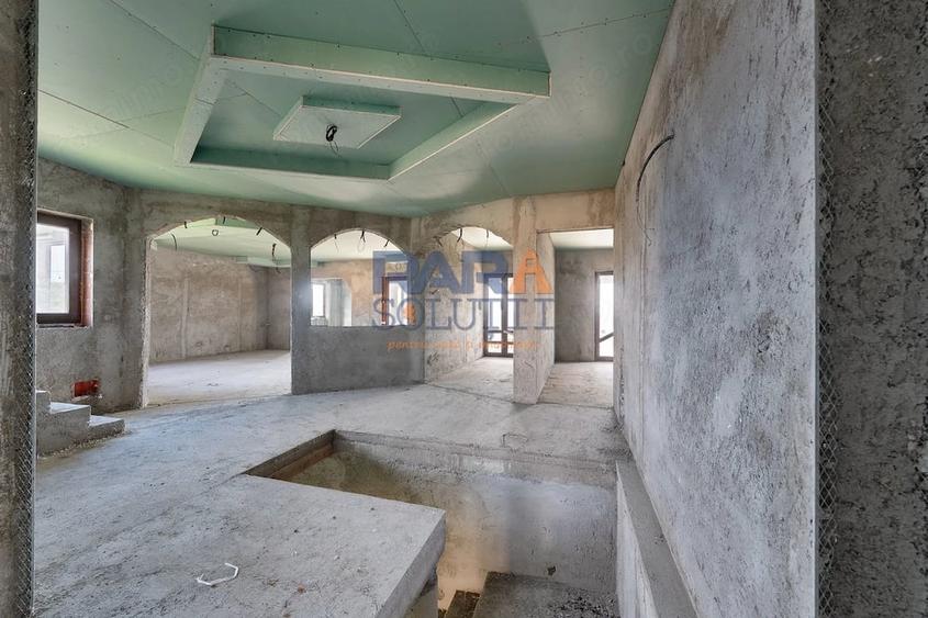 Casă cu 2 camere cu Teren 3600 Mp în Bâra