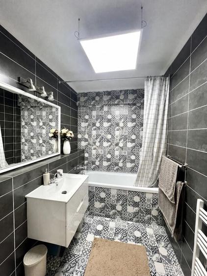 Apartament cu 3 camere decomandat, mobilat în Florești