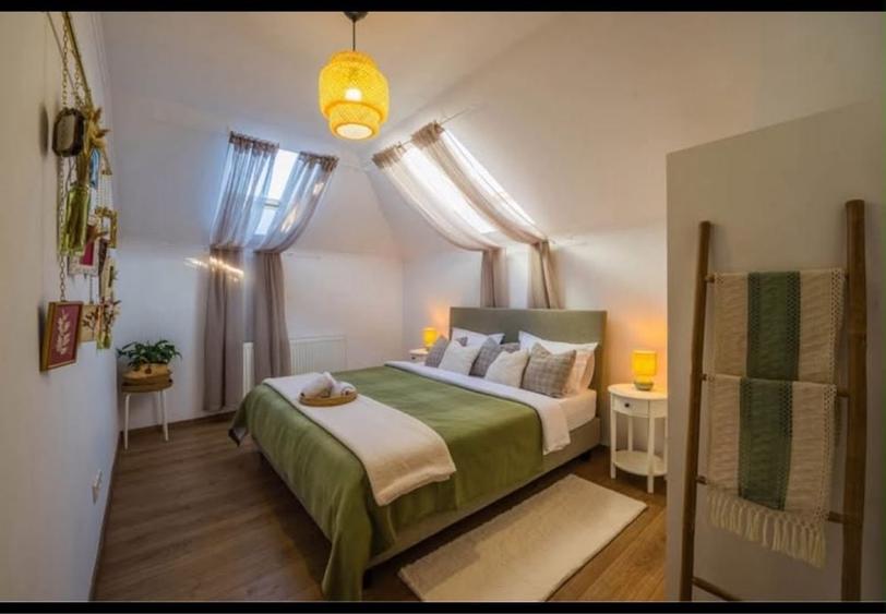 Apartament cu 3 camere decomandat în Central