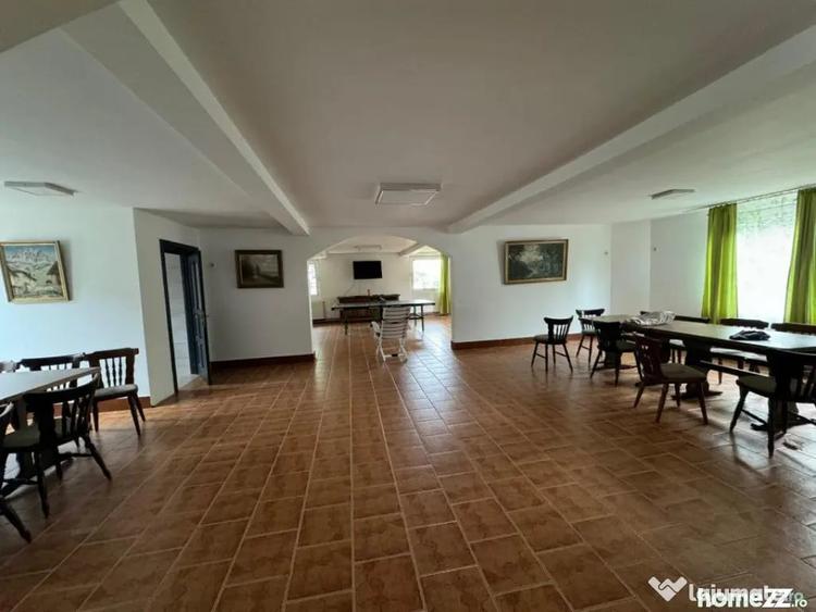 Casă cu 7 camere cu Teren 2500 Mp în Sucevița