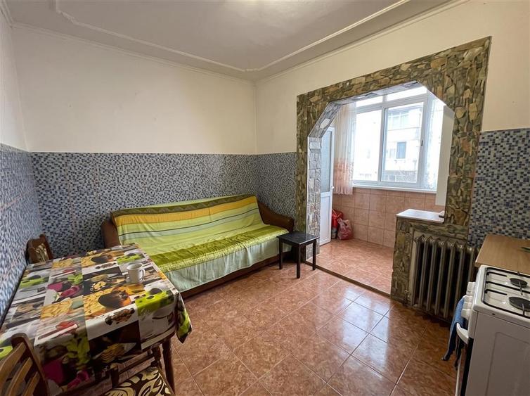 Apartament cu 2 camere decomandat în Burdujeni