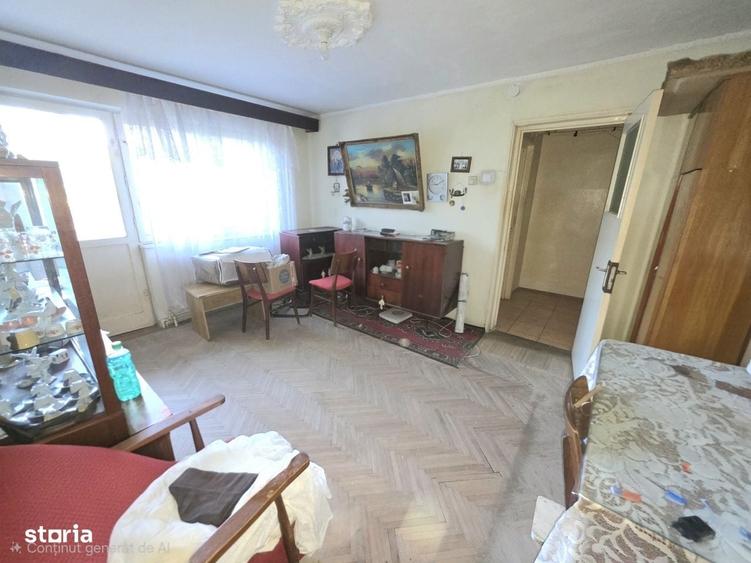 Apartament cu 3 camere semidecomandat în Viziru 1