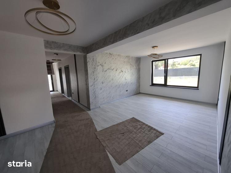 Casa de vanzare, 5 camere, gata de utilizare Hemeius - 6