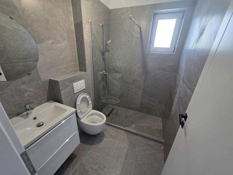 Apartament cu 2 camere decomandat în Dobroești