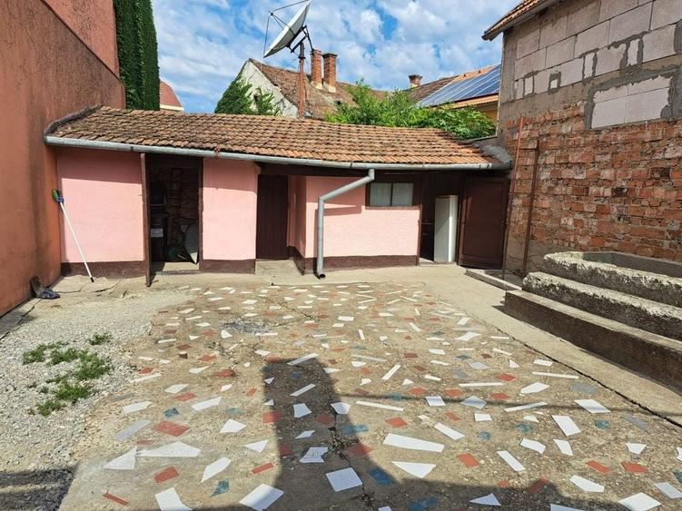 Casă cu 2 camere în Exterior Vest