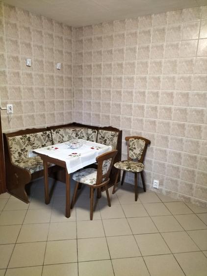 Apartament cu 3 camere semidecomandat în Barbu Văcărescu