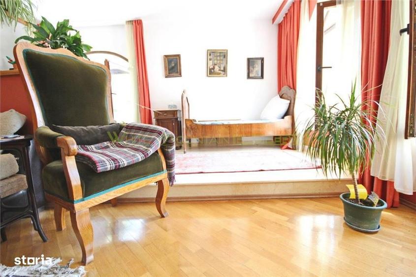 Apartament cu 2 camere, mobilat în Schei