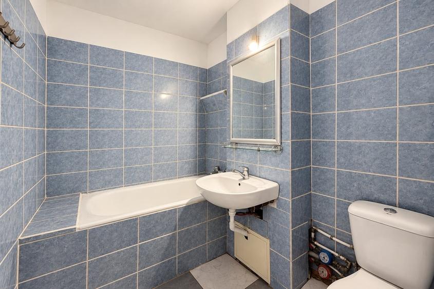 Apartament cu 2 camere decomandat în Vitan