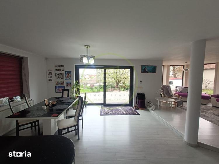 Casă cu 5 camere cu Teren 1600 Mp în Central