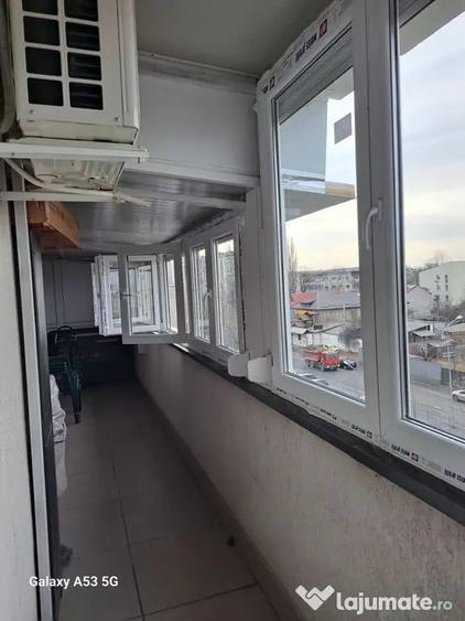 Apartament cu 2 camere semidecomandat în Uverturii