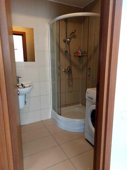 Apartament cu 2 camere semidecomandat în Ștefăneștii de Jos