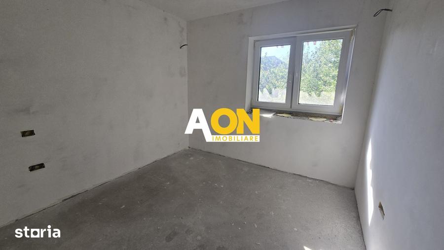 Casă cu 4 camere cu Teren 400 Mp în Micești