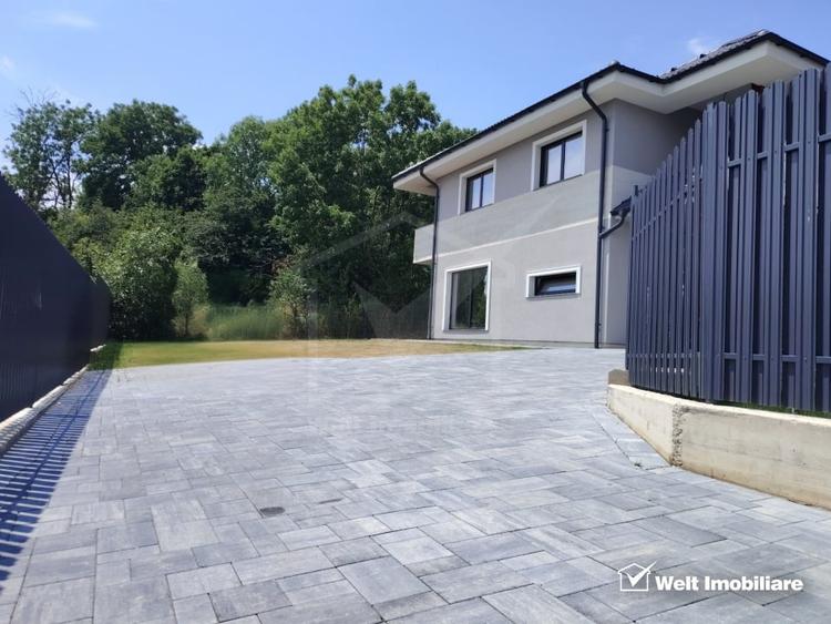 Casă individuală cu 4 camere cu Canalizare în Feleacu